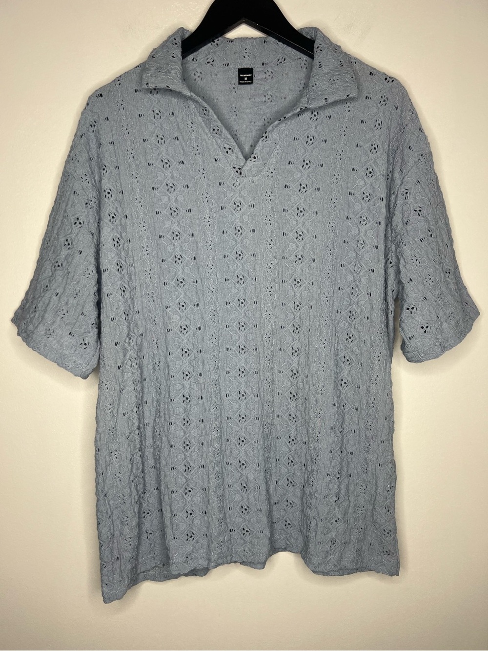 Manfinity Men’s M Textured Open Knit Polo Shirt Blue Short Sleeve Oversized